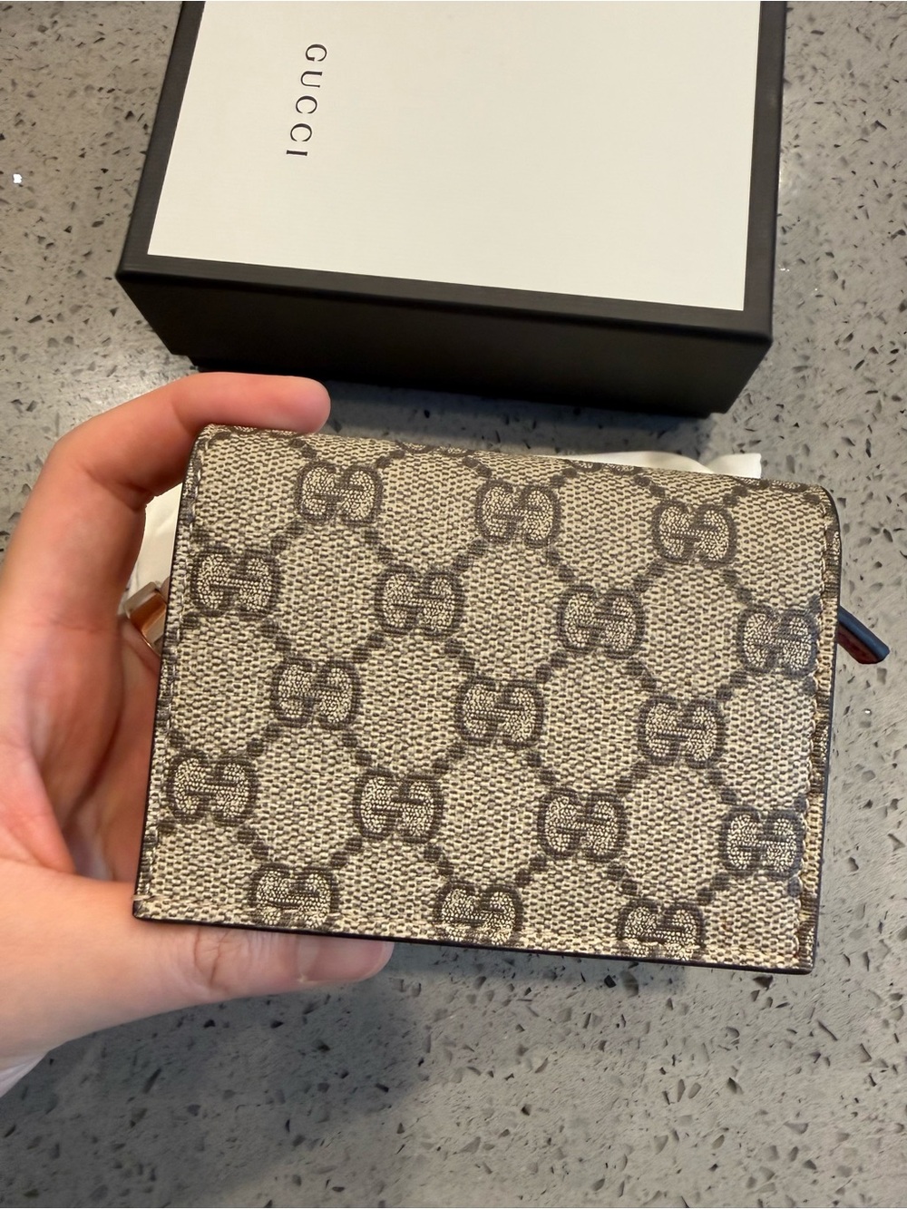 Authentic Gucci Red Leather Card Wallet - Picture 3 of 12